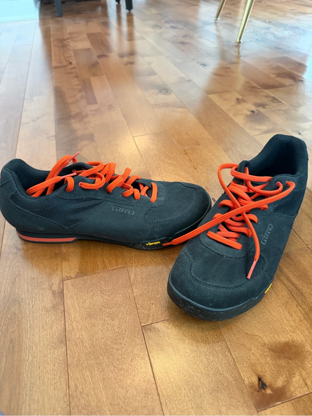 Giro Men’s Black Spin Shoes with Orange Laces